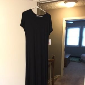 LulaRoe Black Maria BNWT Size XS